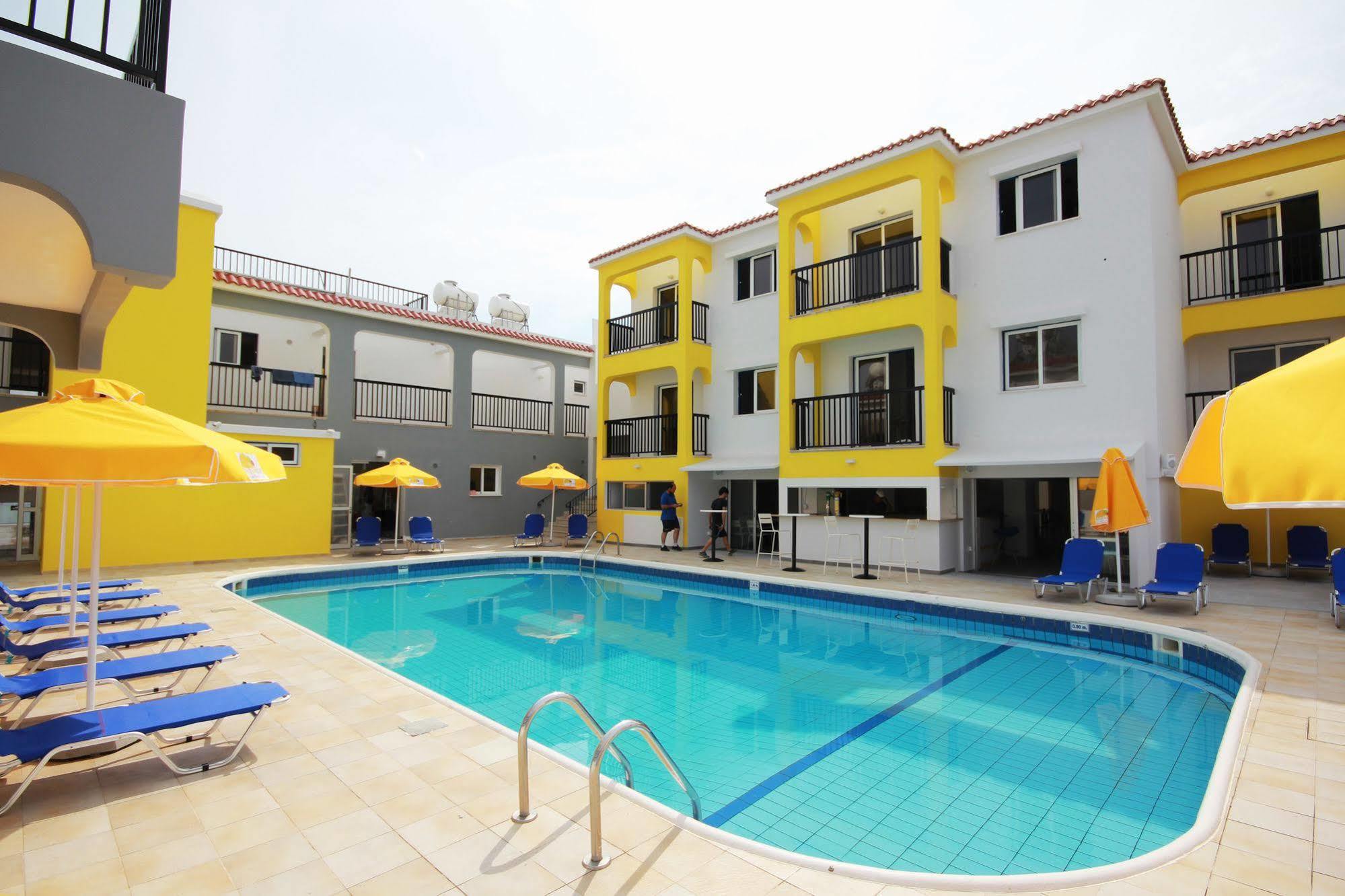 أيا نابا Flora Maria Hotel المظهر الخارجي الصورة